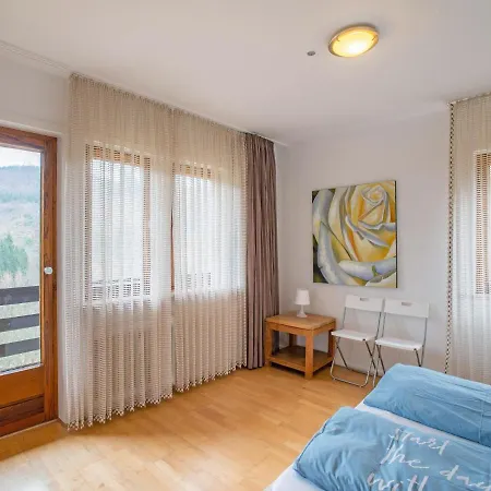 Spacious With Private Terrace 2*